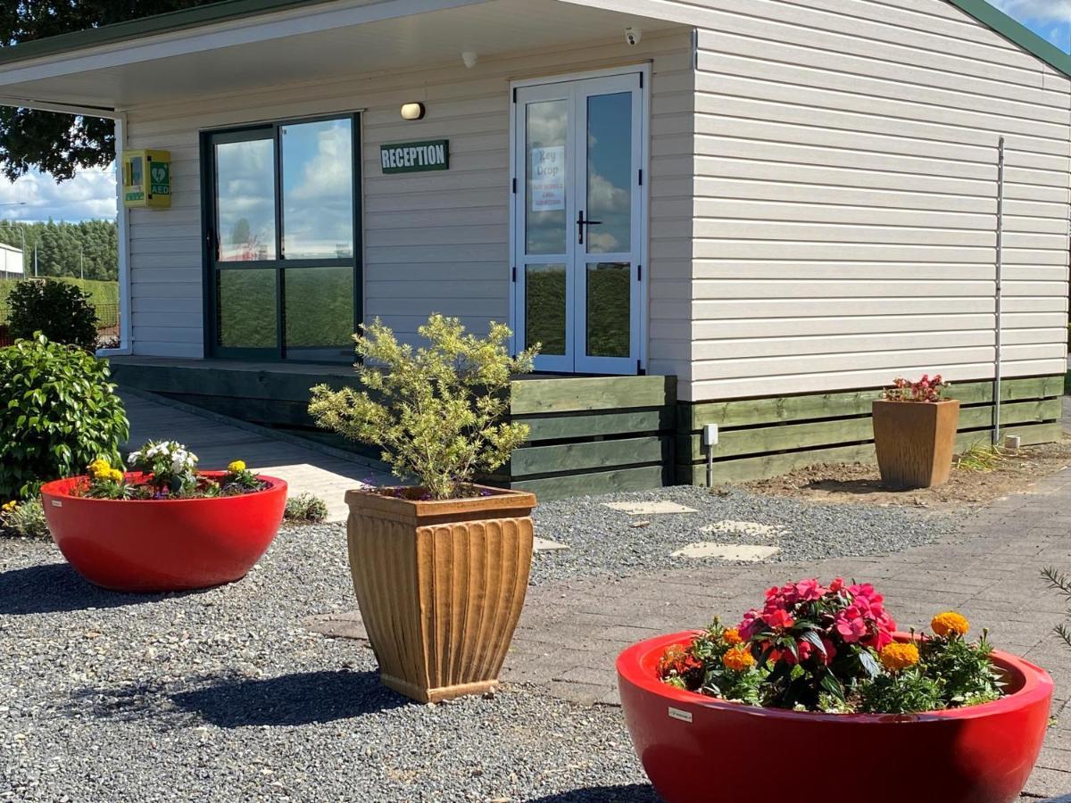 Otorohanga Kiwi Holiday Park Extérieur photo