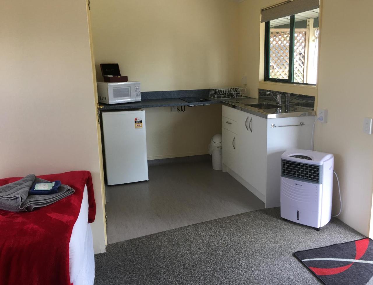 Otorohanga Kiwi Holiday Park Extérieur photo